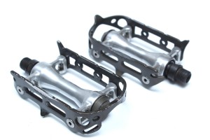 Pedals White Vintage Bike City Thread French 14 x 1,25 14x1.25 #1390