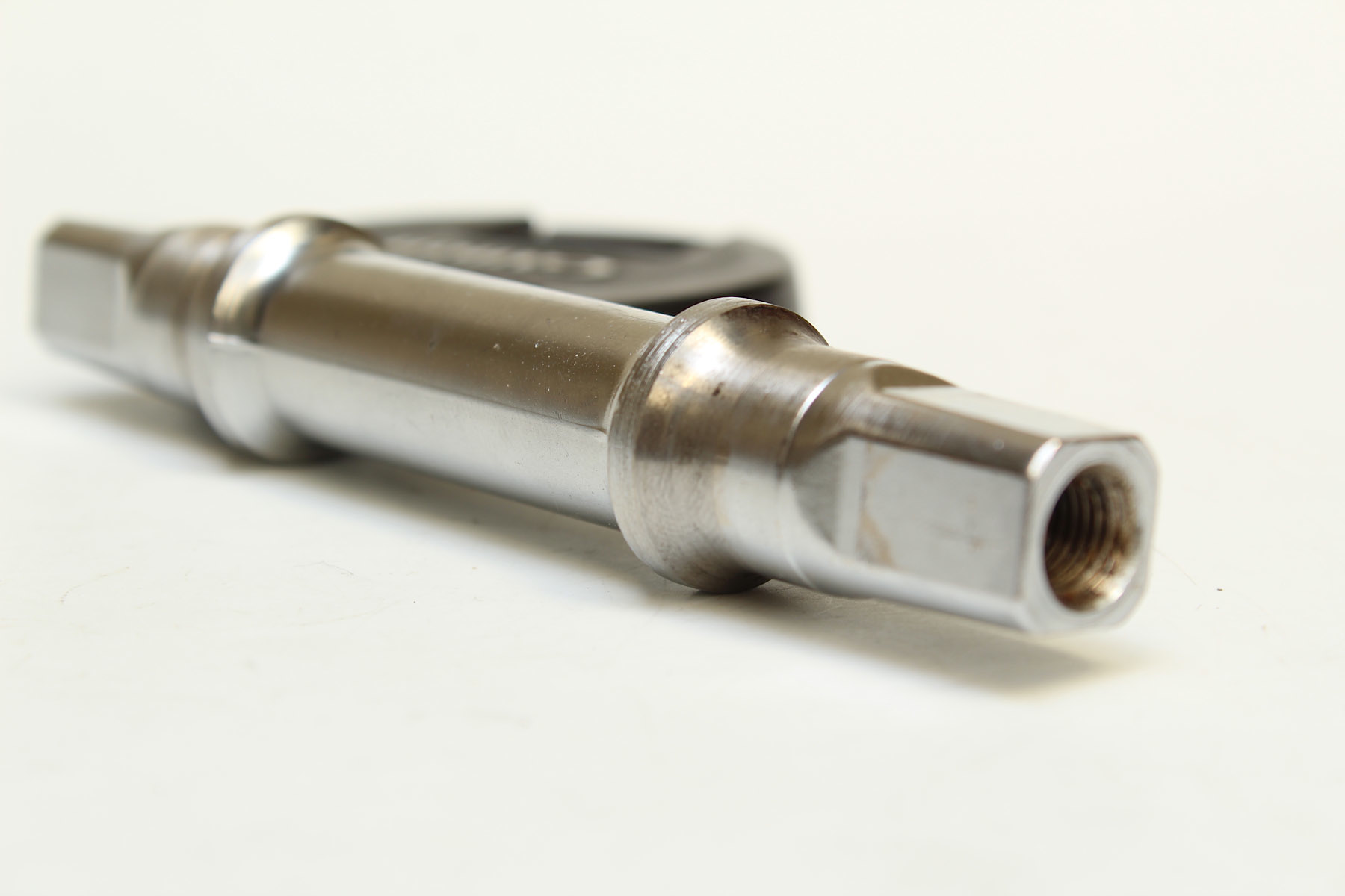 Velovilles spindle 70 x 119 mm Vintage bikes and bicycle parts